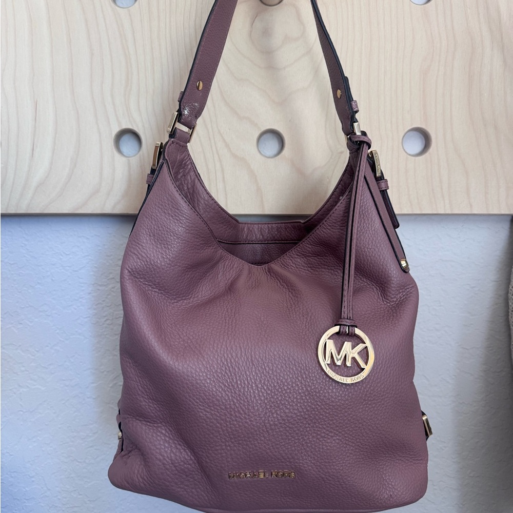 Michael Kors Pink Leather Shoulder Bag with Gold Hardware